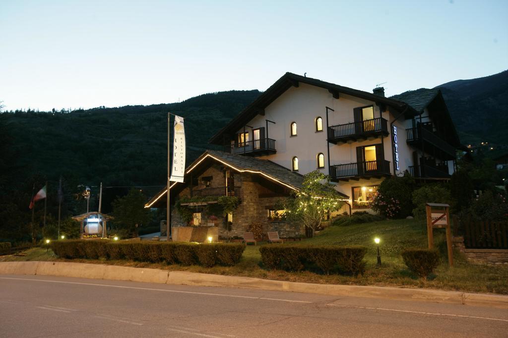 Hotel Chalet La Meridiana Saint-Pierre Kültér fotó